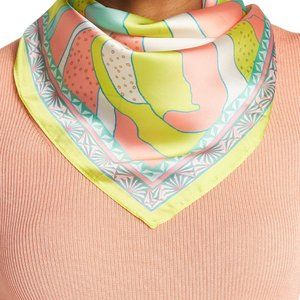 STEVE MADDEN / Dream Flora Print Square Scarf